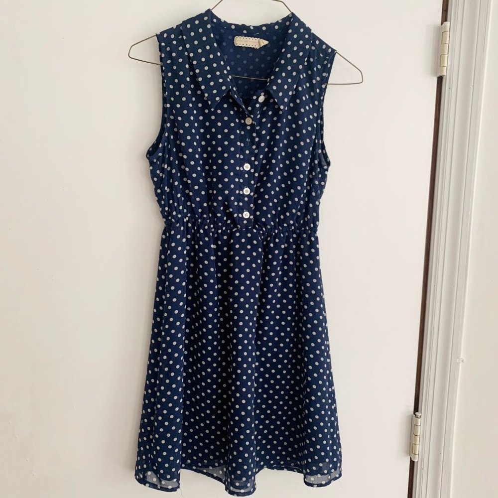 Adorable vintage-style polka dot dress